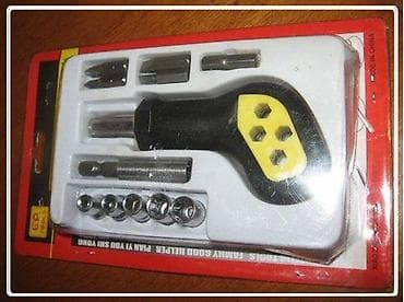 Višenamenski odvijač sa bitovima i nasadnim glavama – set Sadržaj na lalafo.rs Višenamenski odvijač sa bitovima i nasadnim glavama – set Sadržaj