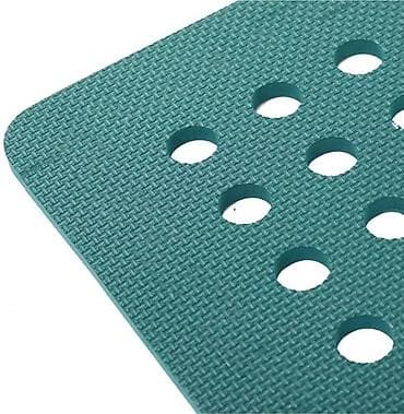 Carpets & Floor Mats: Perforirana podloga/podna ploča od gume za vlažne i radne zone - at lalafo.rs — 2 Carpets & Floor Mats: Perforirana podloga/podna ploča od gume za vlažne i radne zone - — 2