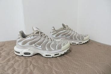 original esprit: TN air -NIKEbr 45,5 29,5cm, bez mana greske, potpuno ocuvane at lalafo.rs — 3 original esprit: TN air -NIKEbr 45,5 29,5cm, bez mana greske, potpuno ocuvane — 3