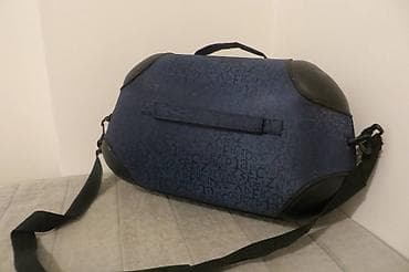 Personal Items: BAG BERRY Bez bilo kakve greske, cvrst zenski kofer, kao nov nema at lalafo.rs — 4 Personal Items: BAG BERRY Bez bilo kakve greske, cvrst zenski kofer, kao nov nema — 4