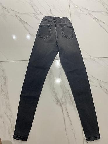 Ženske farmerice, 27 veličina na lalafo.rs — 2 Ženske farmerice, 27 veličina — 2