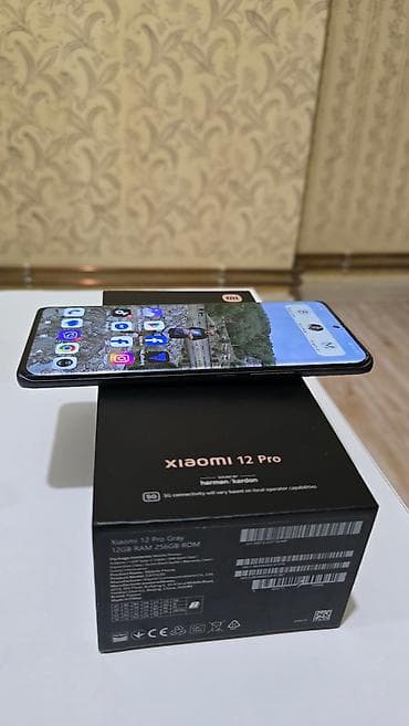 Xiaomi 12 Pro – vrhunski flagship sa kutijom - Ekran: 6.73" AMOLED na lalafo.rs — 5 Xiaomi 12 Pro – vrhunski flagship sa kutijom - Ekran: 6.73" AMOLED — 5