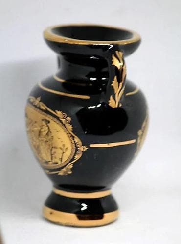 Vt ukrasne vaze keramika porculan alabaster KOBALT Hand made. Cene su na lalafo.rs — 7 Vt ukrasne vaze keramika porculan alabaster KOBALT Hand made. Cene su — 7