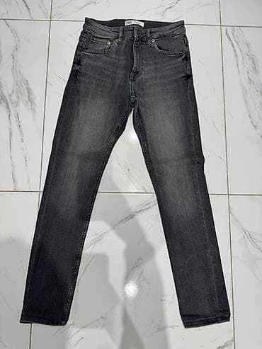 ZARA NOVE muške farmerke, 36 veličina na lalafo.rs ZARA NOVE muške farmerke, 36 veličina