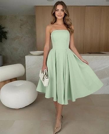 Elegantna midi haljina bez bretela - Kroj: struk naglašen, gornji deo at lalafo.rs — 1 Elegantna midi haljina bez bretela - Kroj: struk naglašen, gornji deo — 1