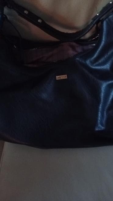 DOCA ženska torba preko ramena - Materijal: crna eko koža sa glatkim na lalafo.rs — 1 DOCA ženska torba preko ramena - Materijal: crna eko koža sa glatkim — 1