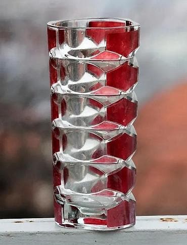 Mid Century Luminarc JG Durand Geometric Ruby Cranberry Vase. France na lalafo.rs — 4 Mid Century Luminarc JG Durand Geometric Ruby Cranberry Vase. France — 4