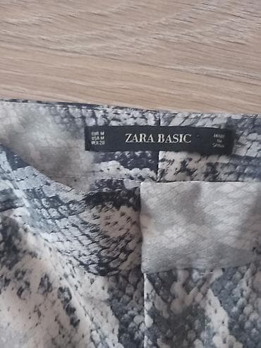 Personal Items: Zara pantalone M veličina, savrsen model,prelepo stoje,bukvalno su at lalafo.rs — 2 Personal Items: Zara pantalone M veličina, savrsen model,prelepo stoje,bukvalno su — 2