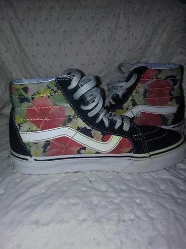 crop top h: VANS ZENSKE PATIKE ORG. SPECIJAL TOP PREVRNUTA KOZA AKCIJA | UKOLIKO at lalafo.rs — 8 crop top h: VANS ZENSKE PATIKE ORG. SPECIJAL TOP PREVRNUTA KOZA AKCIJA | UKOLIKO — 8