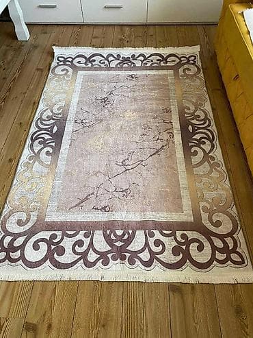 Dimenzije 120x180
Cena 3800 din na lalafo.rs Dimenzije 120x180
Cena 3800 din