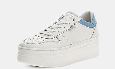 Guess original kožne patike sa kožnom postavom, 39 kao nove. Odlične! at lalafo.rs — 1 Guess original kožne patike sa kožnom postavom, 39 kao nove. Odlične! — 1