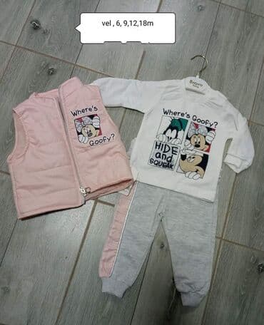 Veličine 6 9 12 18 meseci
Cena 2200 din na lalafo.rs Veličine 6 9 12 18 meseci
Cena 2200 din