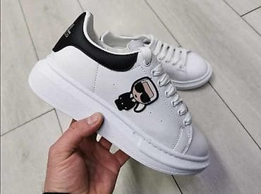 Crne i bele Karl
36-40
3500 din. Hc na lalafo.rs — 4 Crne i bele Karl
36-40
3500 din. Hc — 4