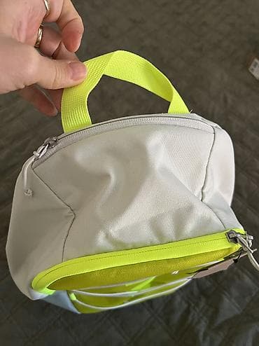 Other: NIKE AIR GRAPHICS Backpack 21l NOVO
DV at lalafo.rs — 6 Other: NIKE AIR GRAPHICS Backpack 21l NOVO
DV — 6
