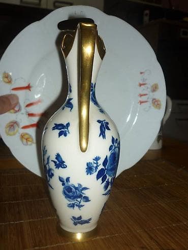 Vases and pots: VINTAGE Porcelan BAYERN WALDERSHOF GERMAY Rucni Rad 5 1/2" Vazna 22 at lalafo.rs — 2 Vases and pots: VINTAGE Porcelan BAYERN WALDERSHOF GERMAY Rucni Rad 5 1/2" Vazna 22 — 2