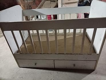 Očuvan krevetac bez duseka na lalafo.rs Očuvan krevetac bez duseka