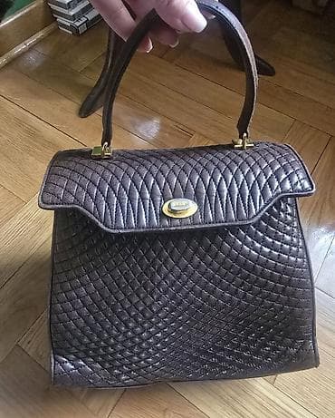 BALLY vintage kožna damska torba. Interesantan model, prirodna koža na lalafo.rs BALLY vintage kožna damska torba. Interesantan model, prirodna koža