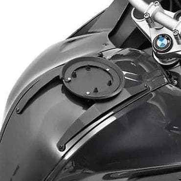 Crni prsten za rezervoar motora, dizajniran za sigurnu montažu torbe na lalafo.rs Crni prsten za rezervoar motora, dizajniran za sigurnu montažu torbe