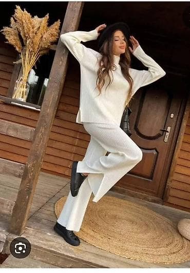 A K C I J A.
Komplet
1800 din 🔥 na lalafo.rs — 2 A K C I J A.
Komplet
1800 din 🔥 — 2