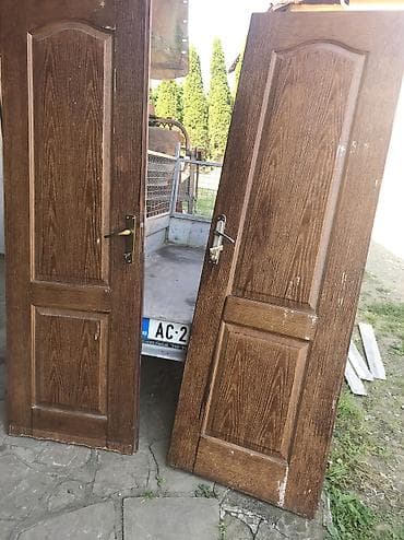 cepaci za drva: Unutrašnja drvena vrata sa štokom + mali protočni bojler Metalac na lalafo.rs — 4 cepaci za drva: Unutrašnja drvena vrata sa štokom + mali protočni bojler Metalac — 4