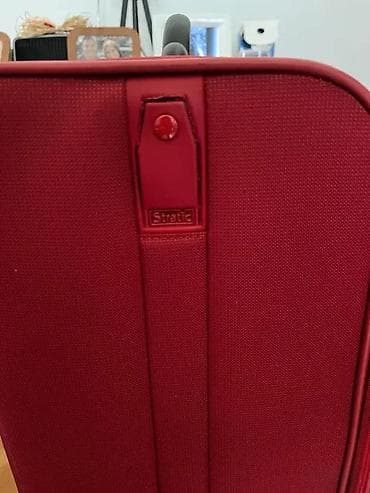 prsluk jaknica mango u: Veliki crveni kofer na točkiće – Stratic - Brend: Stratic (logo na at lalafo.rs — 3 prsluk jaknica mango u: Veliki crveni kofer na točkiće – Stratic - Brend: Stratic (logo na — 3