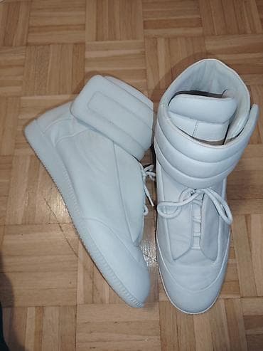 Maison Margiela Future – bele muške patike visokog profila UG 30cm - at lalafo.rs — 2 Maison Margiela Future – bele muške patike visokog profila UG 30cm - — 2