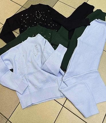 Zenski komplet trikotaza - Materijal: rebrasto pletenje, meko i na lalafo.rs — 4 Zenski komplet trikotaza - Materijal: rebrasto pletenje, meko i — 4