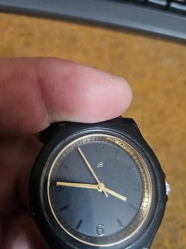 Analogni ručni sat – 5 BAR vodootpornost Sat je potpuno ispravan dobro at lalafo.rs — 1 Analogni ručni sat – 5 BAR vodootpornost Sat je potpuno ispravan dobro — 1