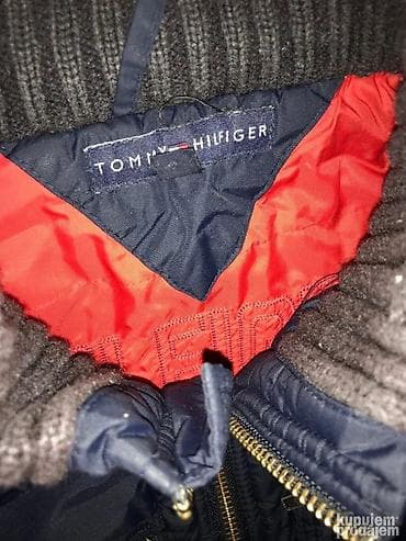 Original Tommy Hilfiger jakna M / L Nepromociva TOP Teget plava boja na lalafo.rs — 3 Original Tommy Hilfiger jakna M / L Nepromociva TOP Teget plava boja — 3