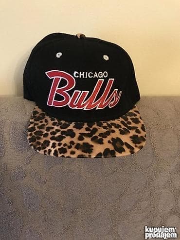 Original Chicago Buls kacket
NOV
100% cotton na lalafo.rs — 1 Original Chicago Buls kacket
NOV
100% cotton — 1