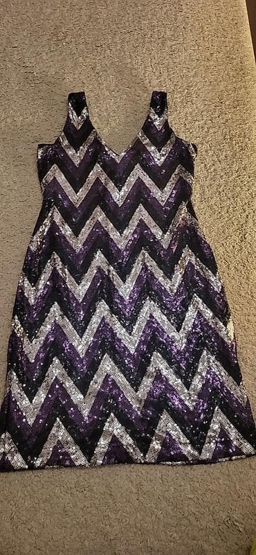 Šljokičaste mini haljine – 4 modela 1) Crno-srebrna haljina sa na lalafo.rs — 9 Šljokičaste mini haljine – 4 modela 1) Crno-srebrna haljina sa — 9