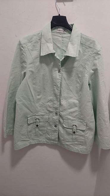 Mint tanja jakna,mat podseca na teksas.Velicina M-L na lalafo.rs Mint tanja jakna,mat podseca na teksas.Velicina M-L