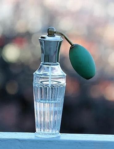 Antiques: Vintage Atomizer Parfume Botlle 16 cm!. Vintage staklena posuda za at lalafo.rs — 2 Antiques: Vintage Atomizer Parfume Botlle 16 cm!. Vintage staklena posuda za — 2