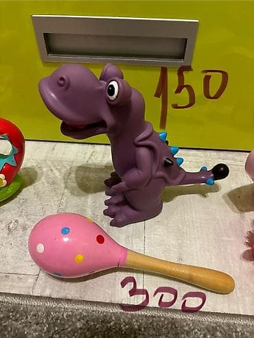 Igracke za bebe i decu ocuvane chicco carobni stapic radi na pokret i na lalafo.rs — 6 Igracke za bebe i decu ocuvane chicco carobni stapic radi na pokret i — 6