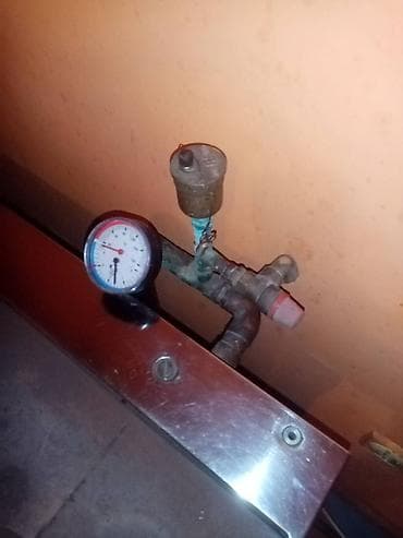 Ostalo od grejanja, pumpa, boca, cevi, 6 radijatora, kolena na lalafo.rs — 3 Ostalo od grejanja, pumpa, boca, cevi, 6 radijatora, kolena — 3