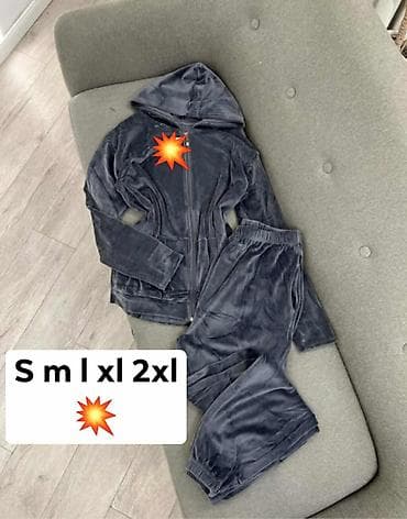 Ženski plišani trenerka komplet sa kapuljačom - Dvodelni set: gornji na lalafo.rs — 9 Ženski plišani trenerka komplet sa kapuljačom - Dvodelni set: gornji — 9