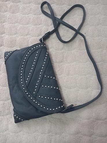 Na prodaju obe male lepe praktične tašnice at lalafo.rs — 1 Na prodaju obe male lepe praktične tašnice — 1