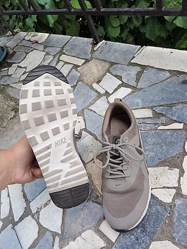 Nike Air Max Tavas, zenske patike – sivo/maslinasta boja - Gornjište na lalafo.rs — 2 Nike Air Max Tavas, zenske patike – sivo/maslinasta boja - Gornjište — 2
