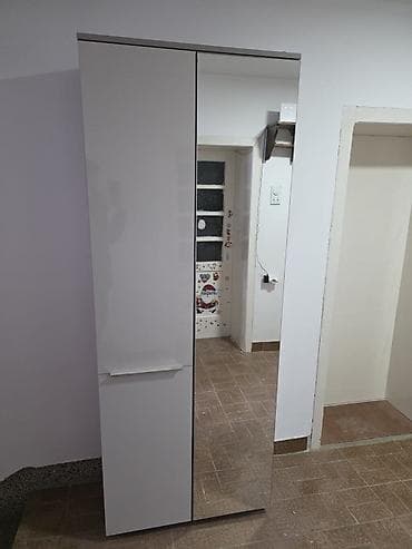 Na prodaju (kombinovani) Cipelarnik/Garderober/Ormar sa ogledalom iz na lalafo.rs Na prodaju (kombinovani) Cipelarnik/Garderober/Ormar sa ogledalom iz