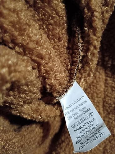 prsluk jaknica mango u: Italijanski prsluk M/L nov Na preklop je sa kaisem pa se sirina na lalafo.rs — 3 prsluk jaknica mango u: Italijanski prsluk M/L nov Na preklop je sa kaisem pa se sirina — 3