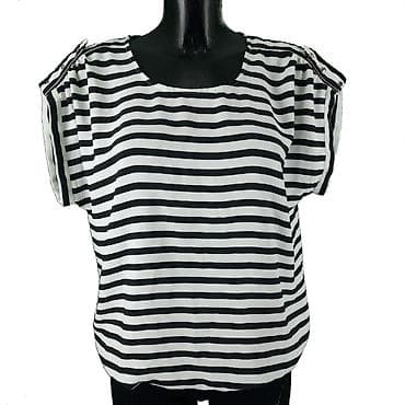 Bluza vero moda, vel. S marka: vero moda veličina: s materijal na lalafo.rs Bluza vero moda, vel. S marka: vero moda veličina: s materijal