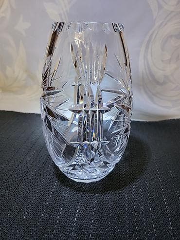 Vaza nova kristalna,rucno rezana iz 70ih.god. Vaza rucno na lalafo.rs — 6 Vaza nova kristalna,rucno rezana iz 70ih.god. Vaza rucno — 6