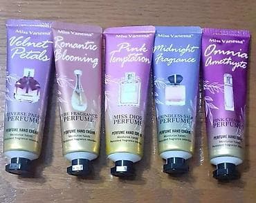 Set mirisnih krema za ruke – Miss Vanessa - Pakovanje sadrži 5 krema na lalafo.rs — 1 Set mirisnih krema za ruke – Miss Vanessa - Pakovanje sadrži 5 krema — 1