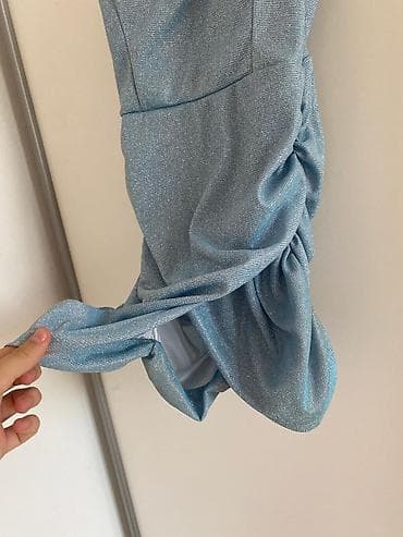 Ženska mini haljina sa tankim bretelama, dostupna u više boja: - crna na lalafo.rs — 9 Ženska mini haljina sa tankim bretelama, dostupna u više boja: - crna — 9