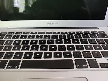 Macbook Air 13.3" 2014 i5 / 4GB / SSD128GB/ 10 sati rada baterija na lalafo.rs — 4 Macbook Air 13.3" 2014 i5 / 4GB / SSD128GB/ 10 sati rada baterija — 4
