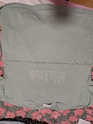 4 majice kratki rukav, velicina S na lalafo.rs 4 majice kratki rukav, velicina S