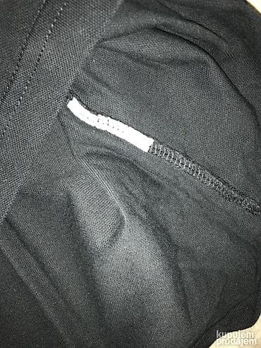 Original VALENTINO majica L 100% cotton Ramena 50cm, duzina 75cm Made na lalafo.rs — 4 Original VALENTINO majica L 100% cotton Ramena 50cm, duzina 75cm Made — 4