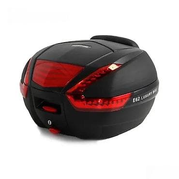 Crni kofer za motocikl modela E62 Luxury Box, dizajniran za dodatni at lalafo.rs Crni kofer za motocikl modela E62 Luxury Box, dizajniran za dodatni