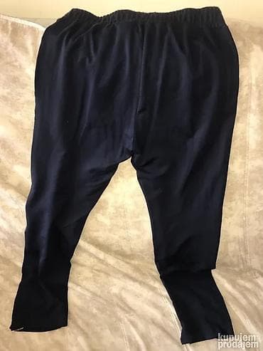 Original Tommy Hilfiger trenerka M Teget plava Polustruk 43-46cm na lalafo.rs — 4 Original Tommy Hilfiger trenerka M Teget plava Polustruk 43-46cm — 4