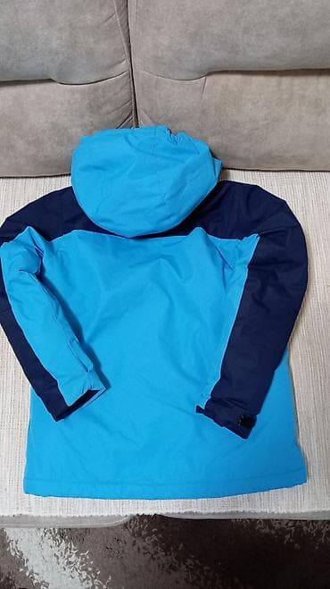 Dečija zimska jakna u kombinaciji tirkizne i tamnoplave boje, idealna na lalafo.rs — 4 Dečija zimska jakna u kombinaciji tirkizne i tamnoplave boje, idealna — 4